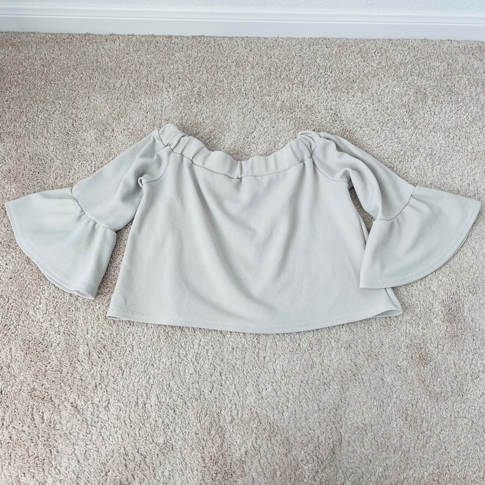 Boohoo off the shoulder top crop top